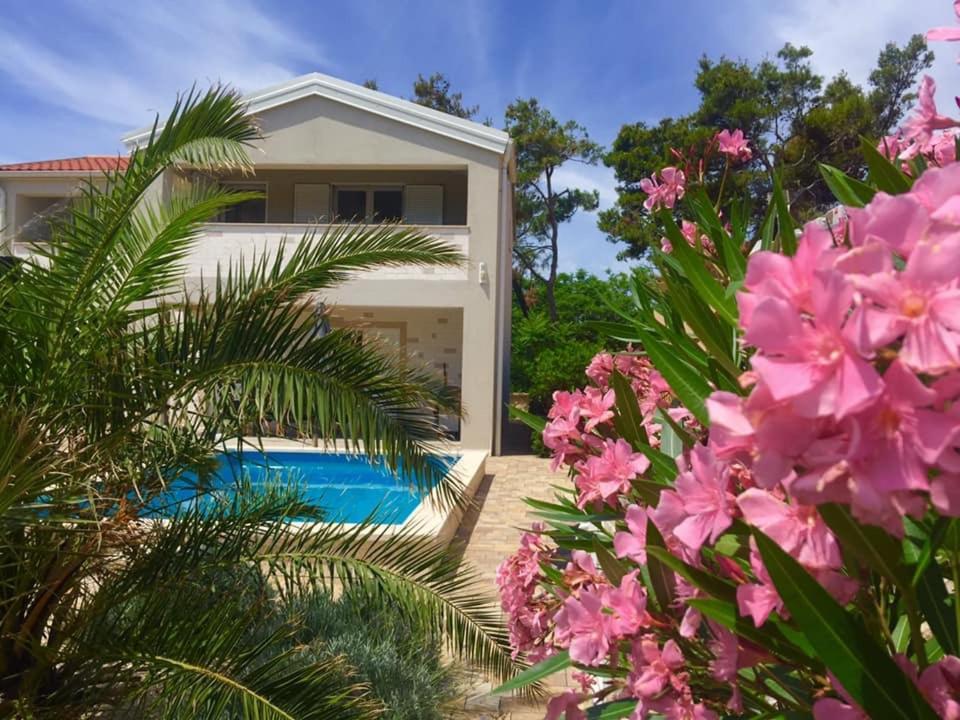 Villa Island Vir With Pool Esterno foto